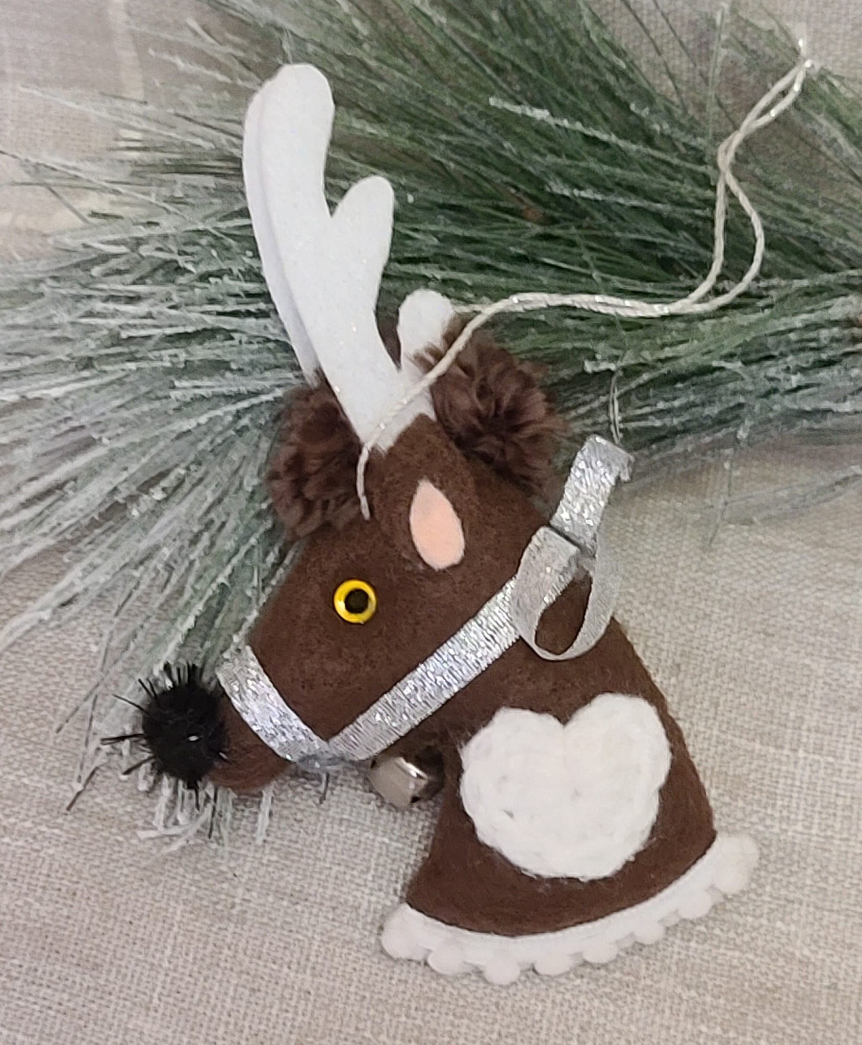 Felt reindeer christmas ornament - Dark brown - Click Image to Close
